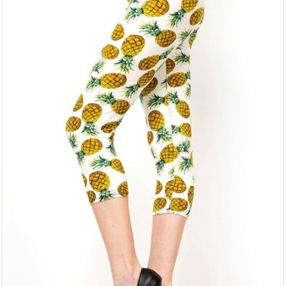 any 3/$25  Pineapple Capris NWT Summmer Psych